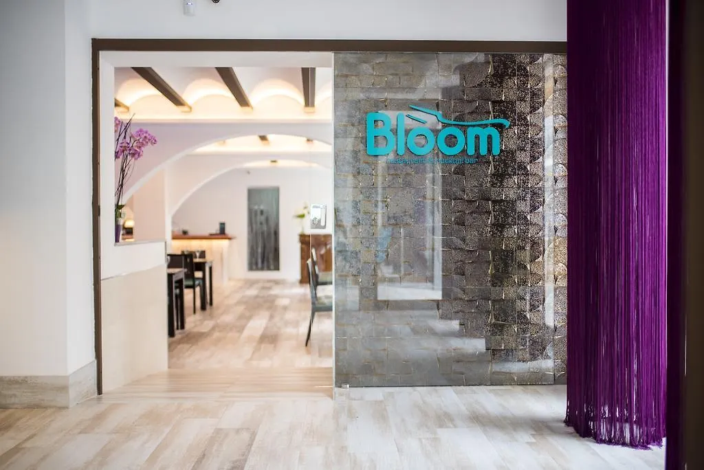 **  Hotel Tarba San Antonio  Spain